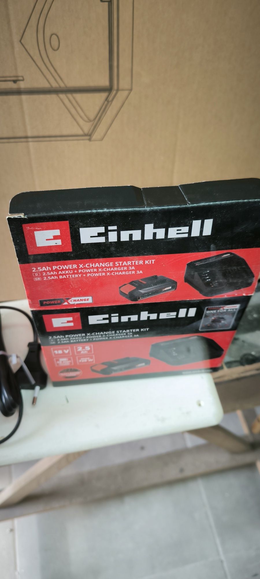 Vendo carregador Einhee