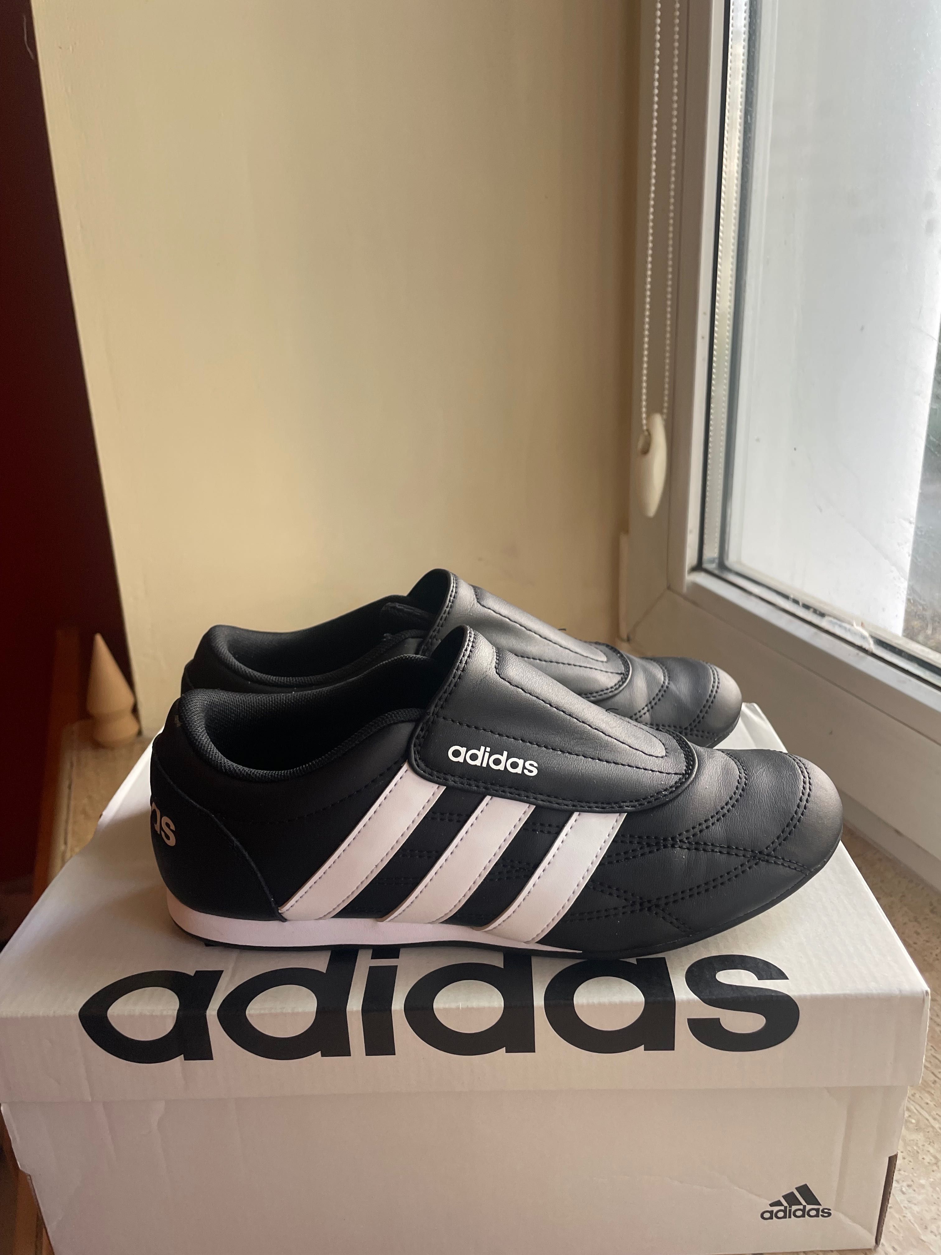 Buty Adidas Tekwen