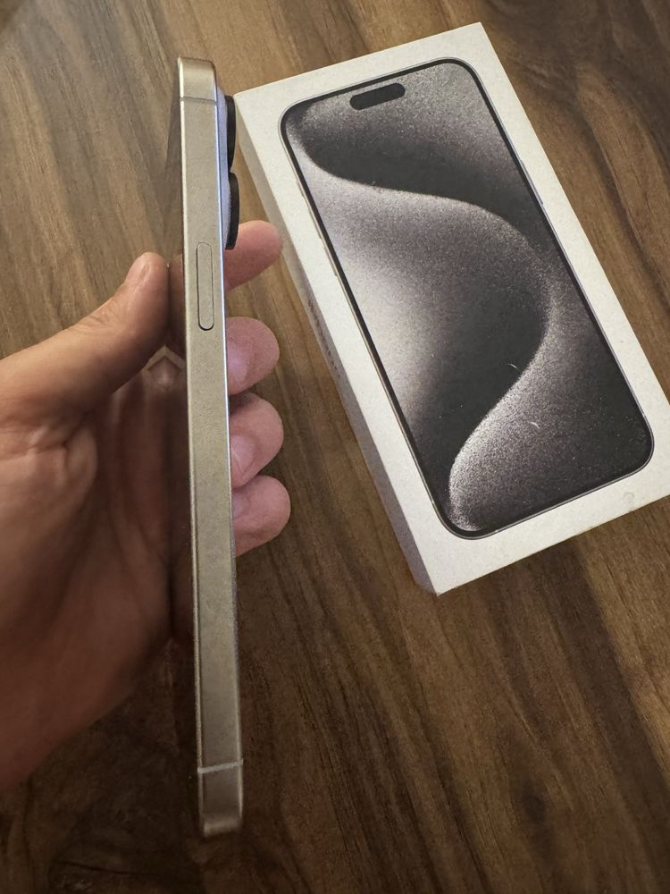 iPhone 15 Pro Max