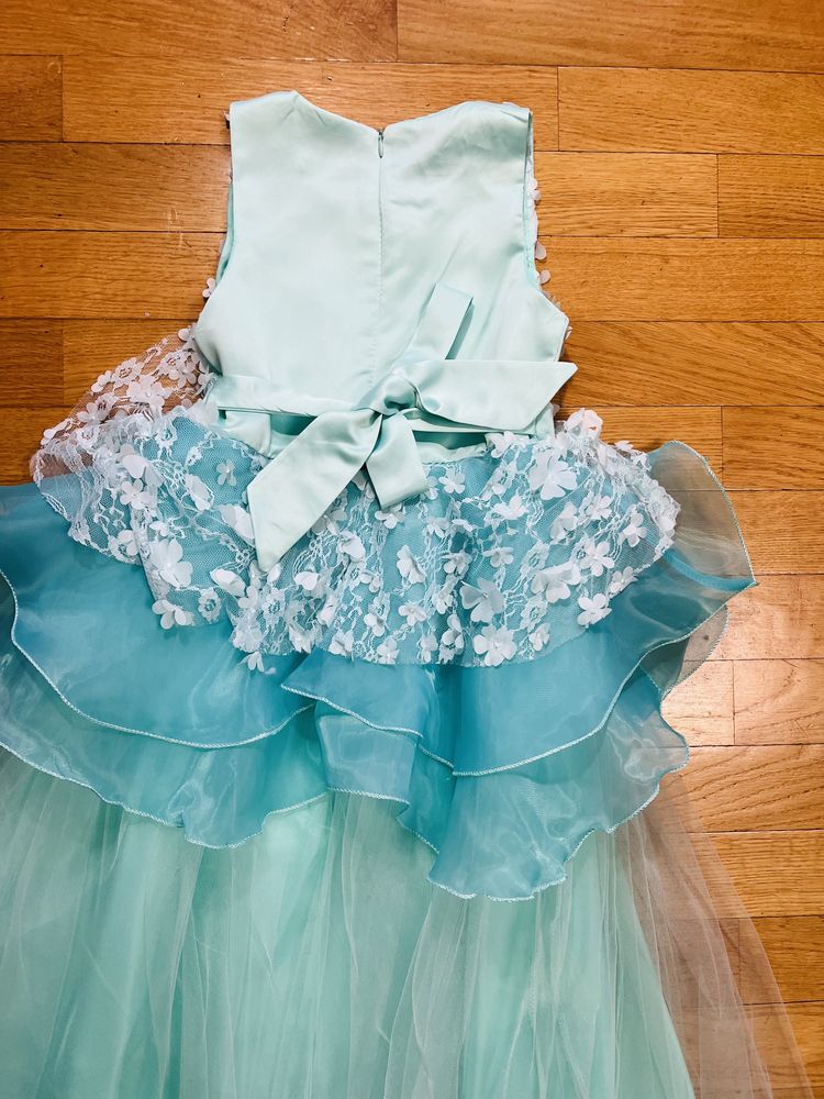 Сукня для принцеси на 10-13 років