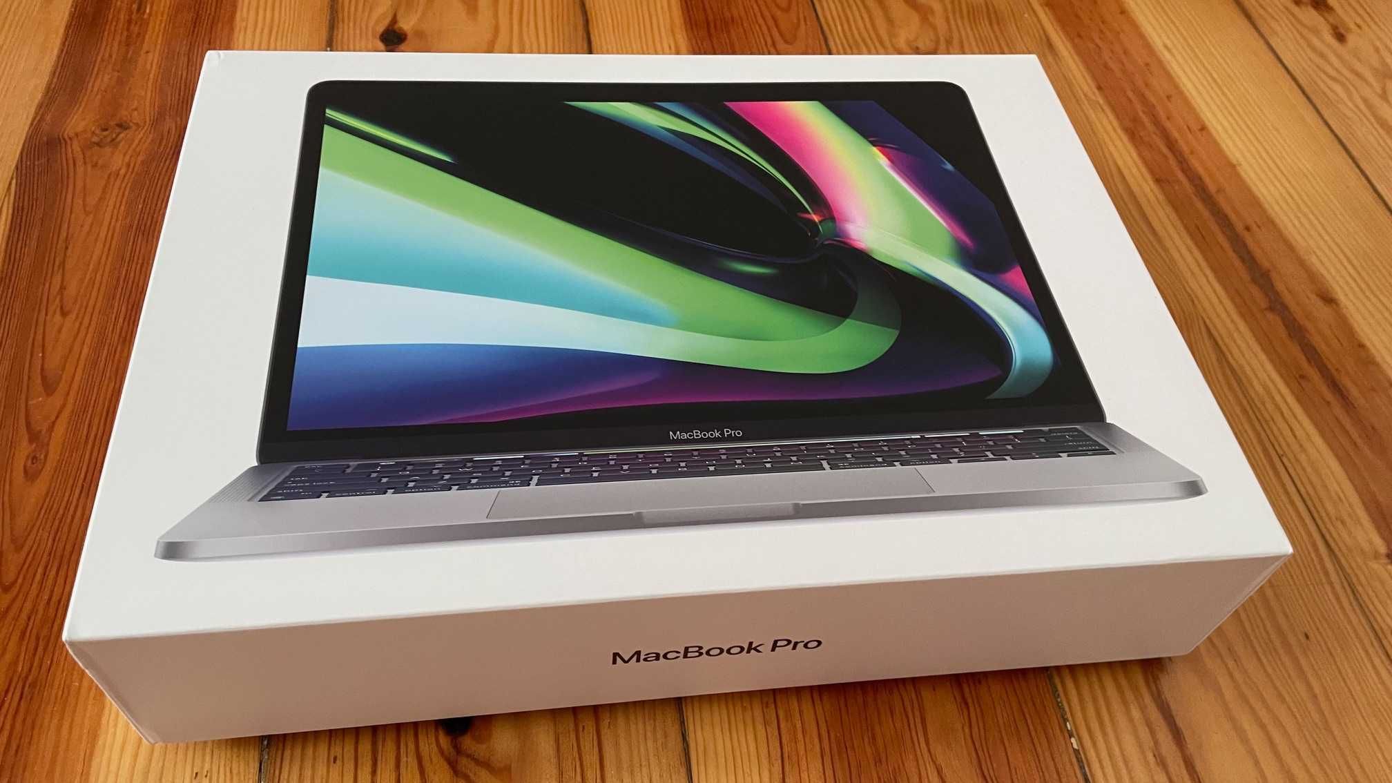 MacBook Pro 13p 16GB (256GB storage) - perfect condition