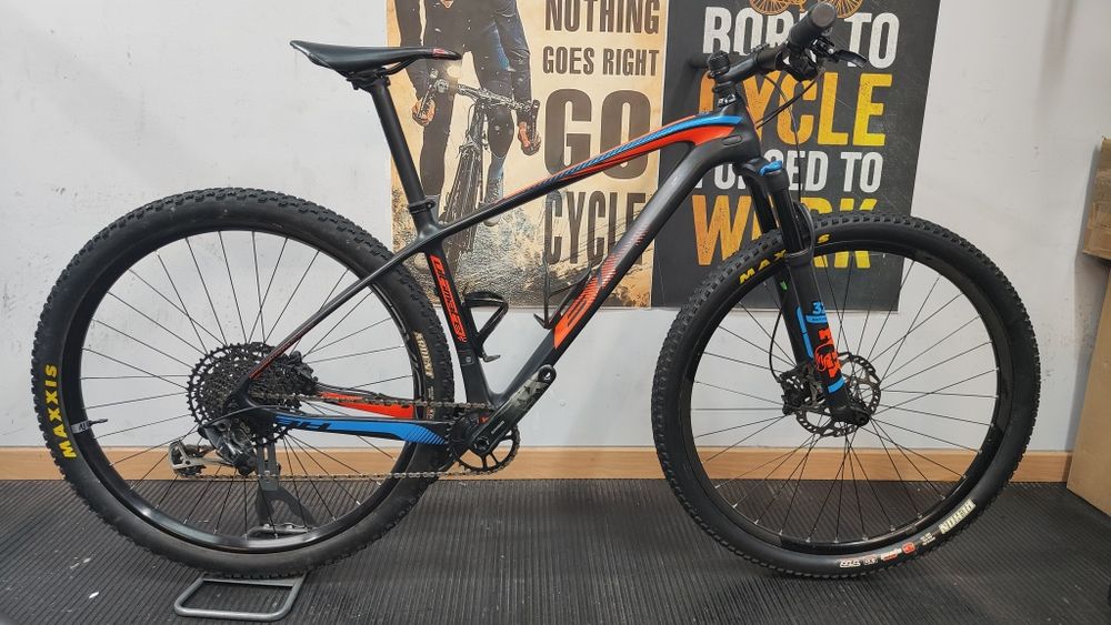 BH Ultimate RC29 tamanho M