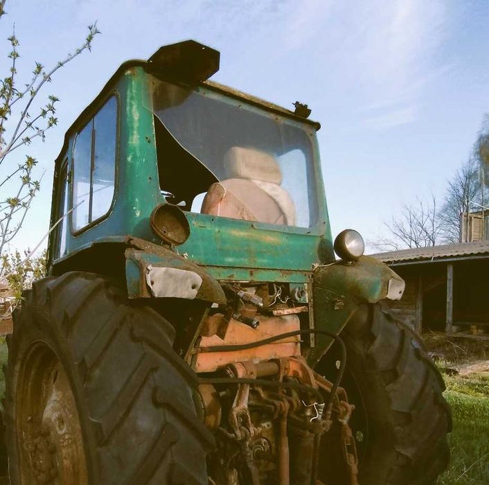 Трактор колёсный ЮМЗ-6 1976гв Киевская область