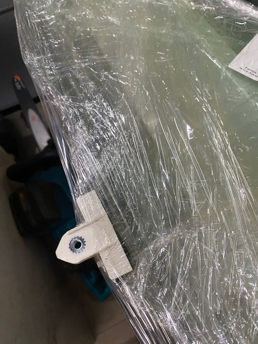 Скло стекло водійська дверь Тойота Кемрі 70, 80, нове , ліве