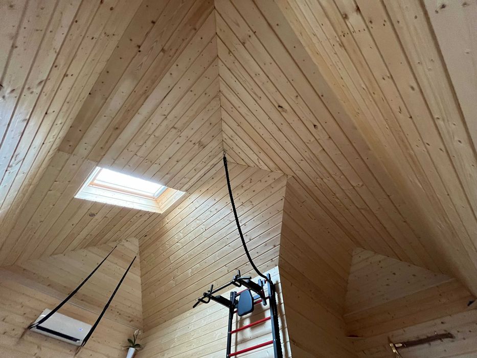 Tarasy, zabudowa poddaszy, drewutnie, podbitka dachowa...