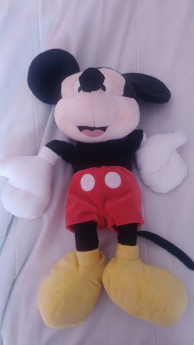 Conj .Minnie e Mickey em peluche 42 cm