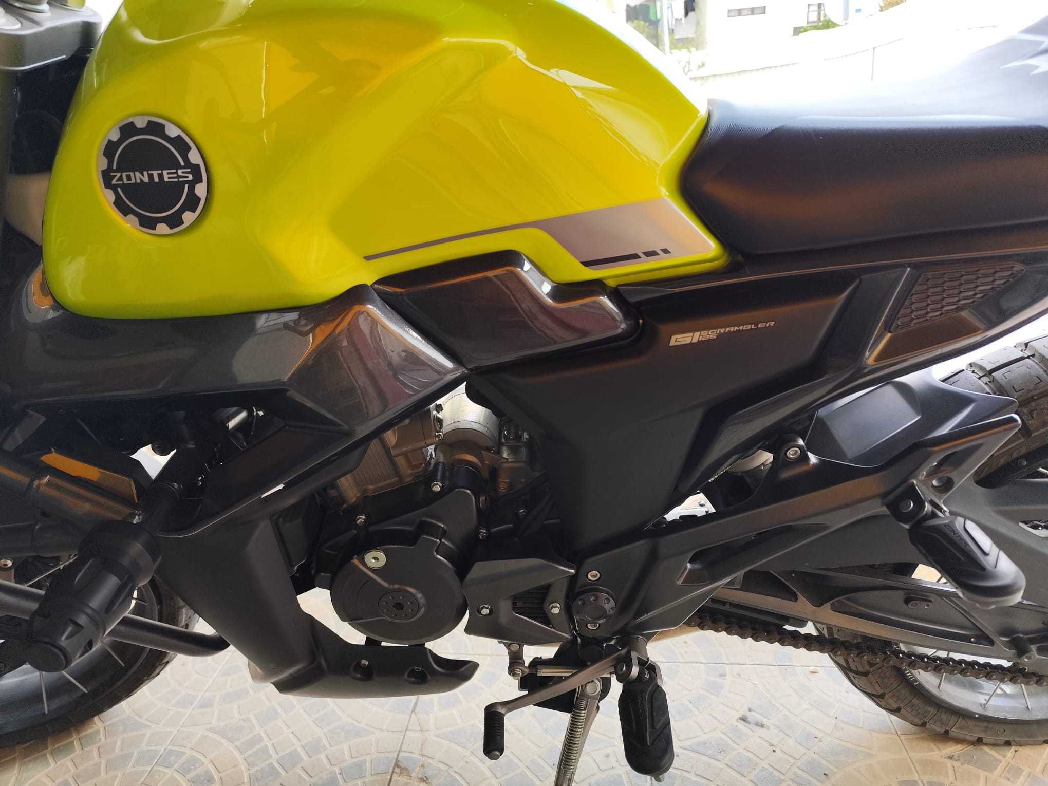 Mota Zontes ZT 125 G1X, como nova 2717Km
