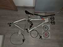 Sprzedam rame bmc trailfox tf02 z częściami