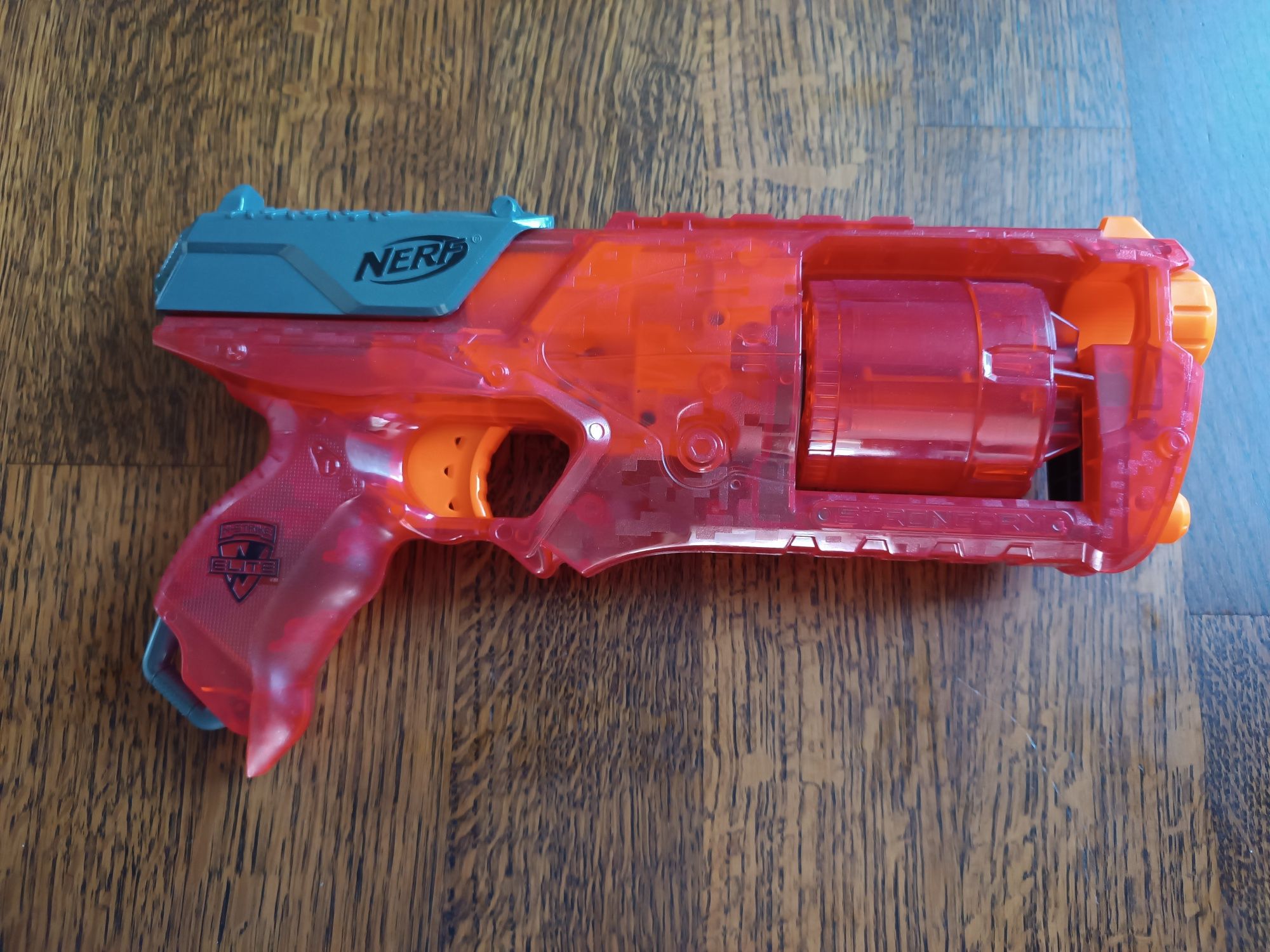 NERF, zabawka, pistolet