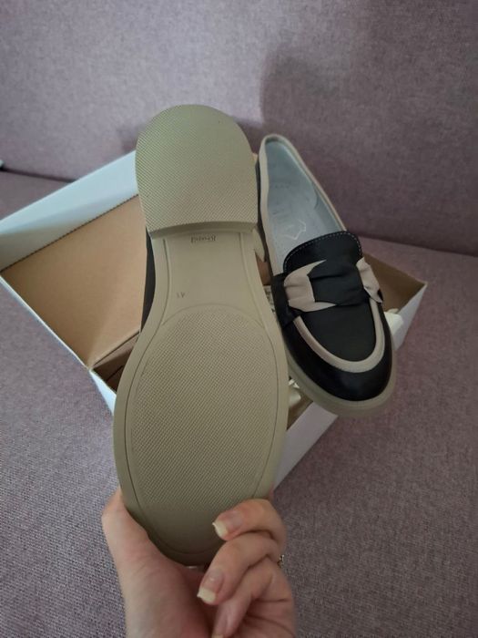 Туфлі лофери жіночі шкіряні  41 розмір