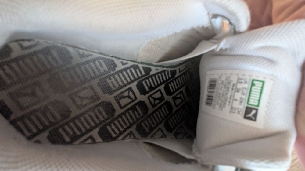 Кросівки Puma жіночі/36 розміру
Бренд