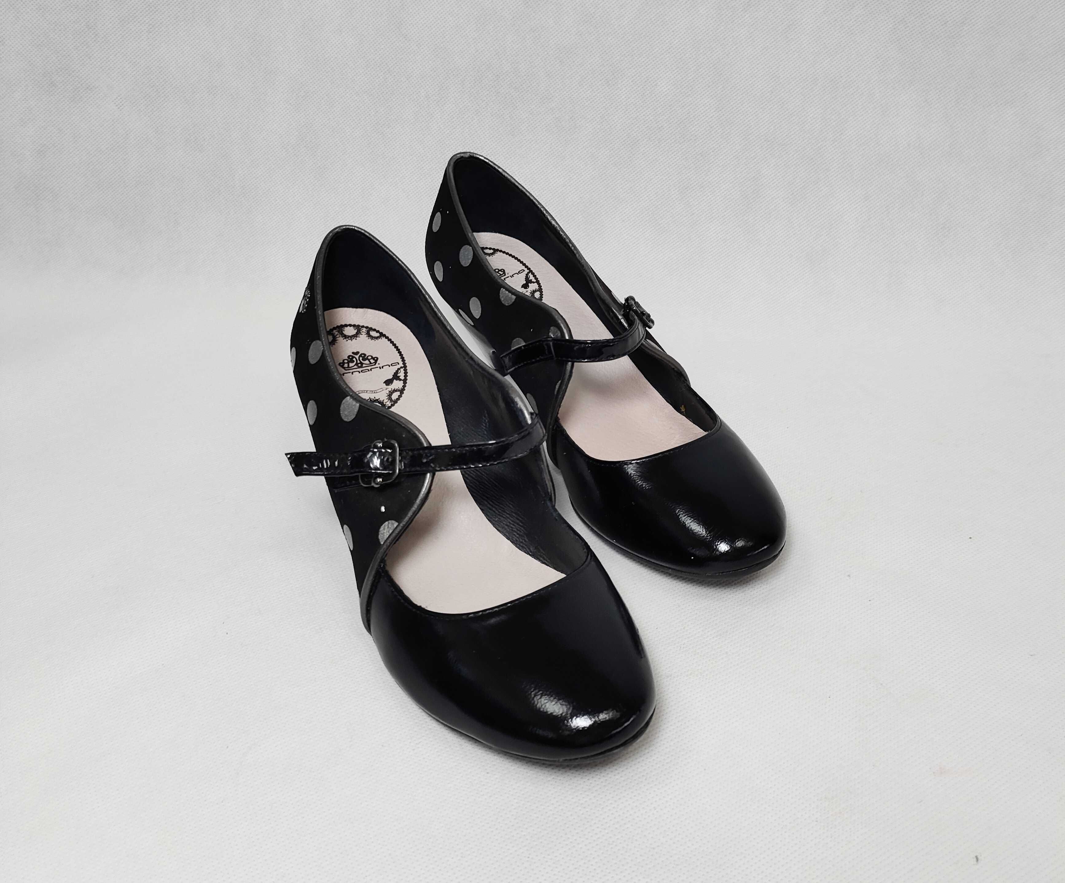 Czółenka skórzane buty na obcasie lakierowane FORNARINA 37 24cm BD0145
