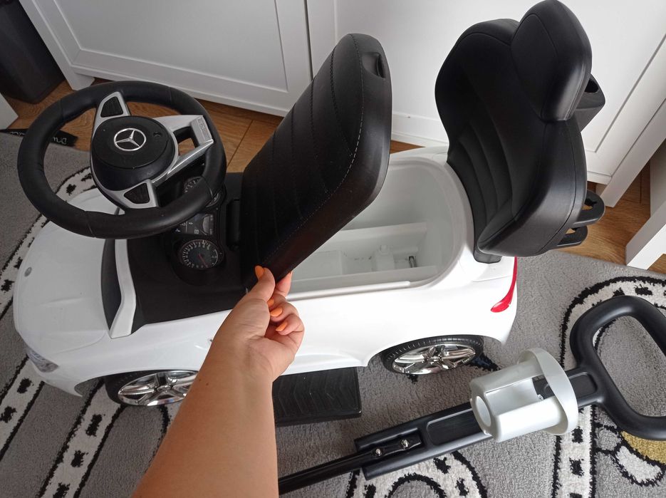 Samochód Mercedes – jeździk