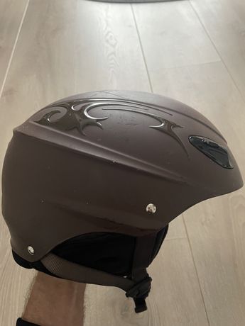 Kask narciarski 56cm Rossignol