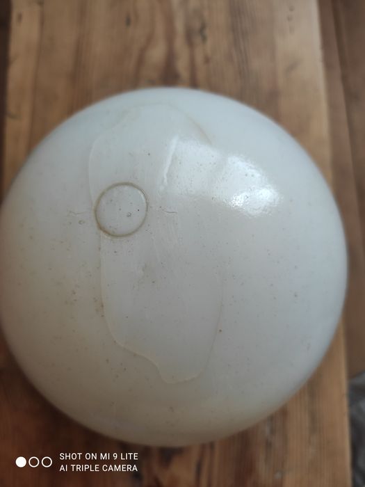 Плафон СССР белое стекло б/у дефект