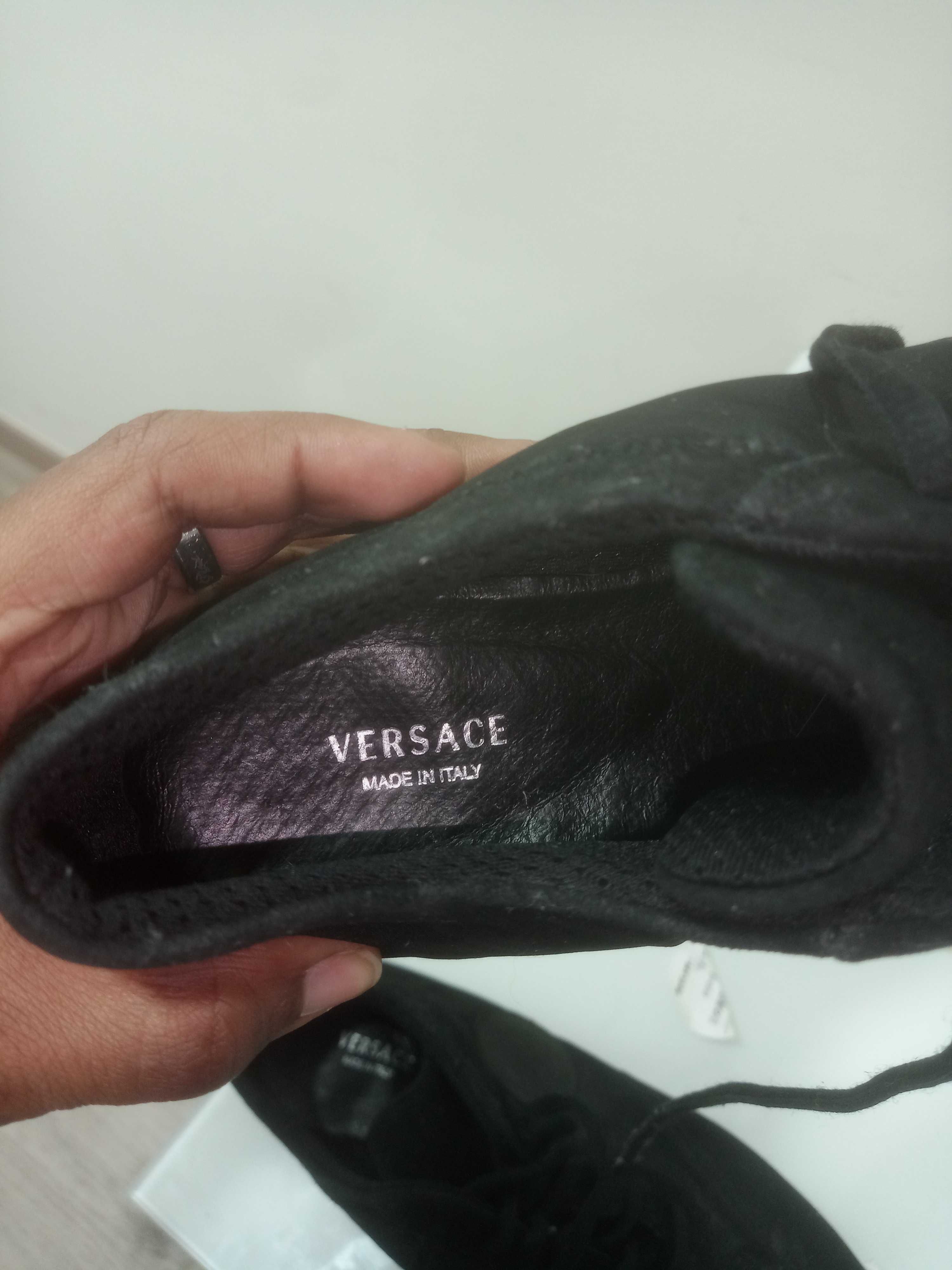 Sapato Versace 300 euros
