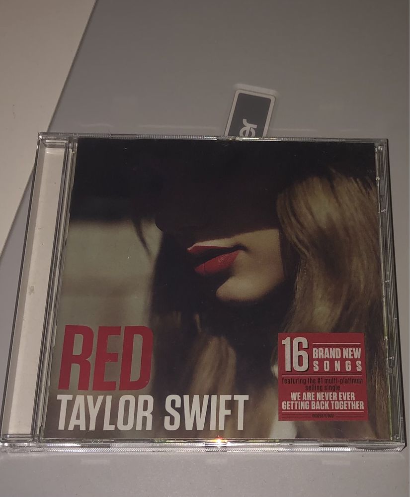 CD RED Taylor Swift