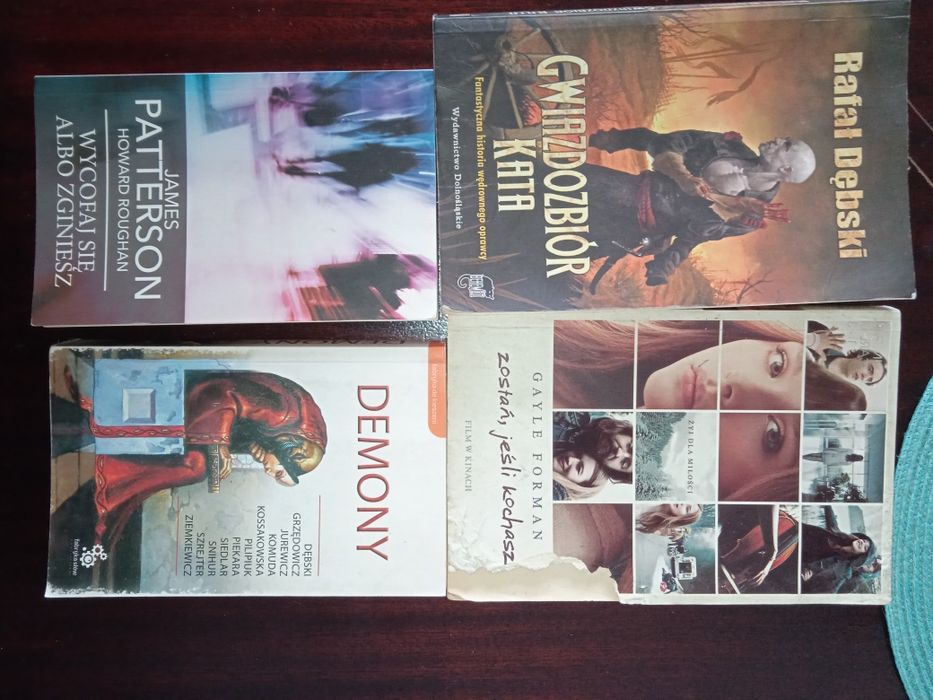 4 książki w cenie 1