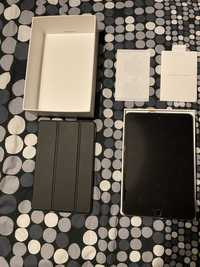 iPad mini 5 cinzento 7.9