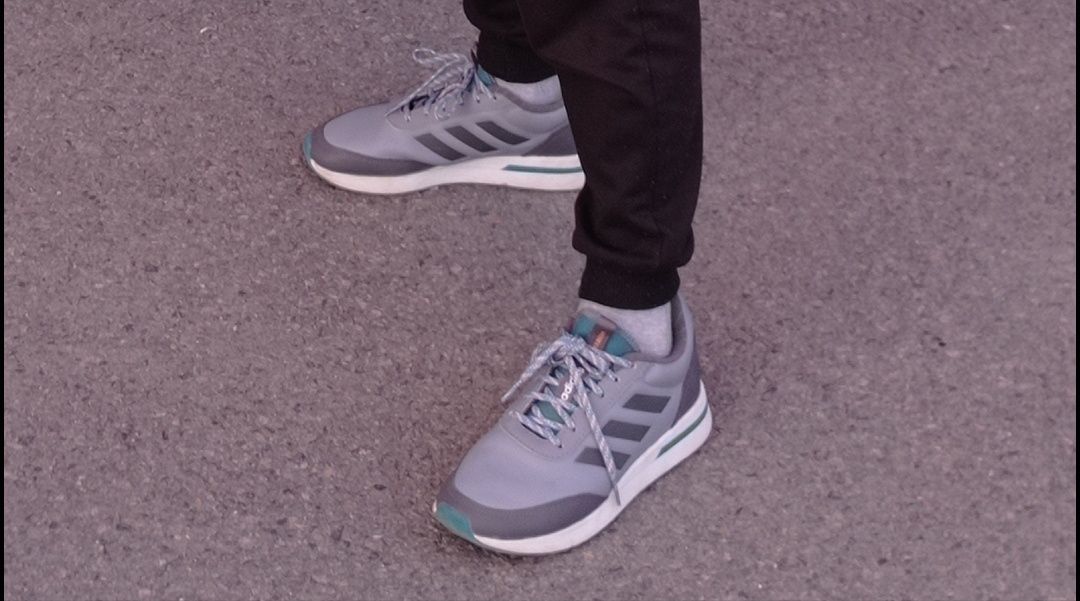 Adidas кроссовки originals p.36,5