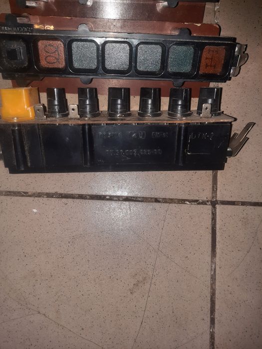 Продам блок контрольних ламп пд511г зил 133гя камаз