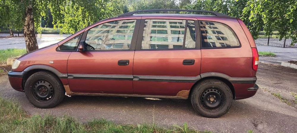Автомобіль Opel Zafira