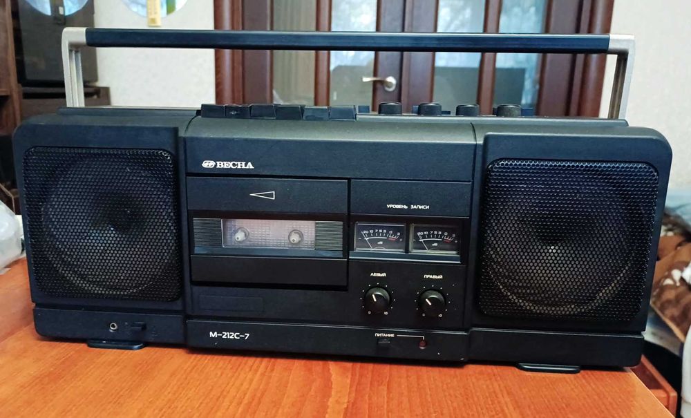 Переносной магнитофон Весна М-212С-7