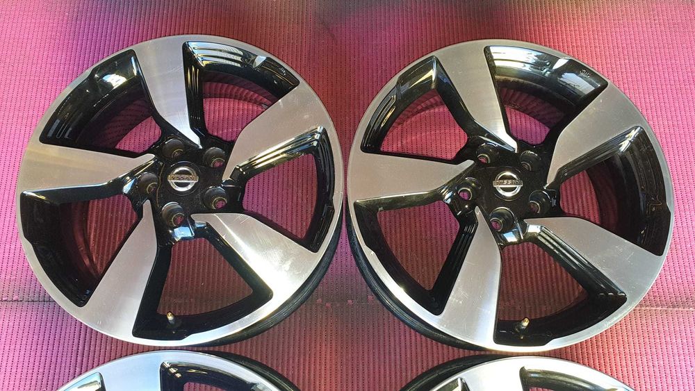 4067-Jantes 18 5x114.3 Originais Nissan Qashqai Juke
