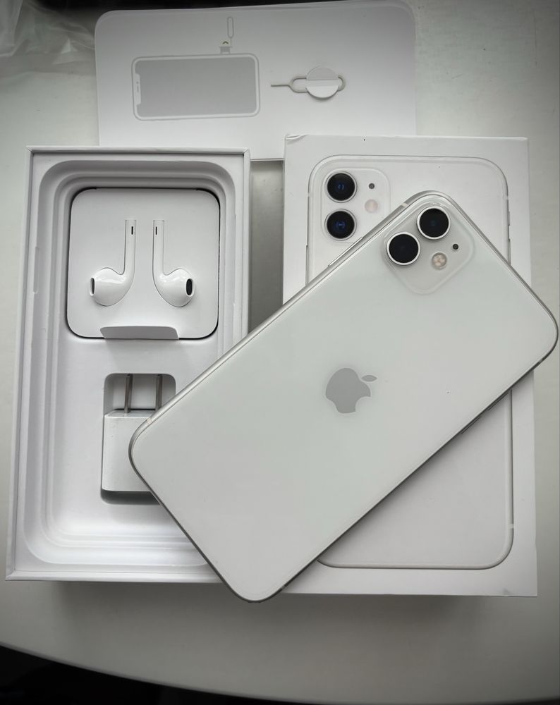 iPhone 11, 64 ГБ, Dual SIM (2 фізичні SIM-карти)