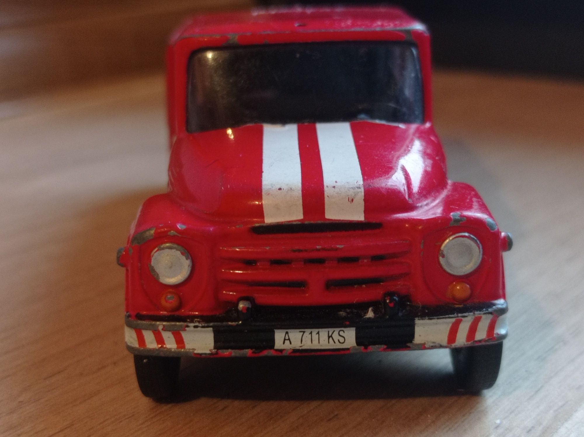 Model samochodu 1:57 Straż pożarna ZiL 180