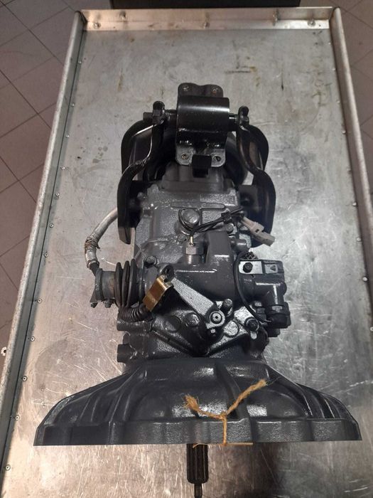 Caixa de Velocidades Toyota Dyna 280 4.100 ano 2002