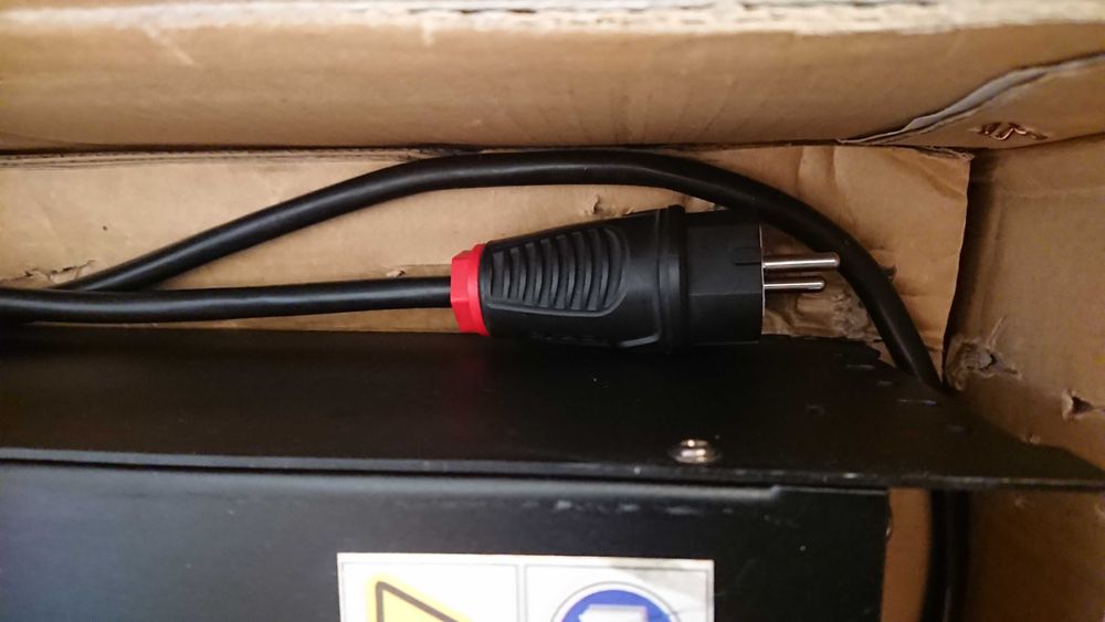 Końcówka mocy Omnitronic A-3800 2x1900W/4Ohm