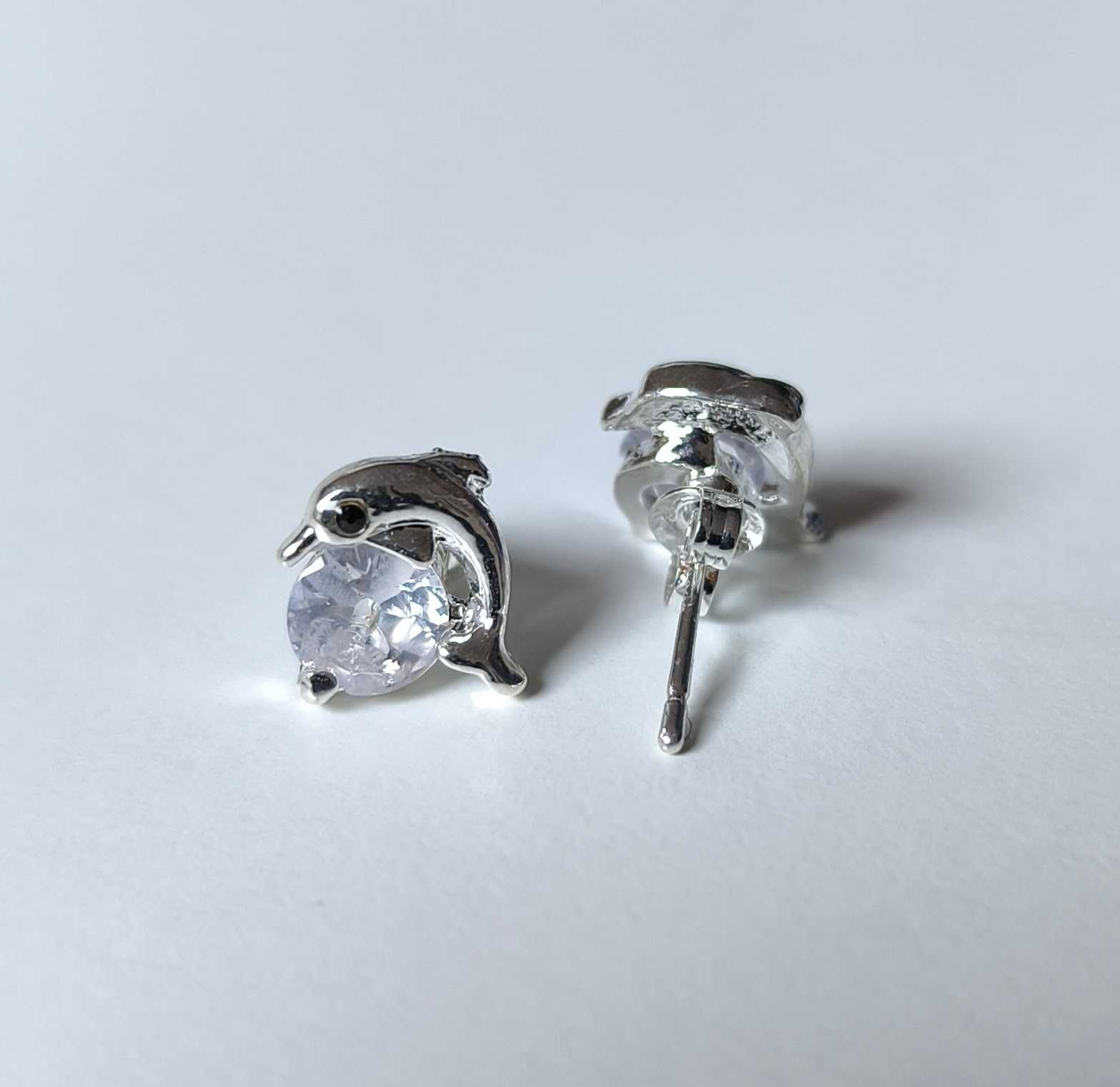 Brincos Elegantes de Zircão com Prata S925 – Design Exclusivo