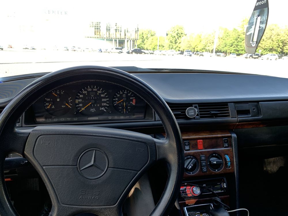 Mercedes s124 w124