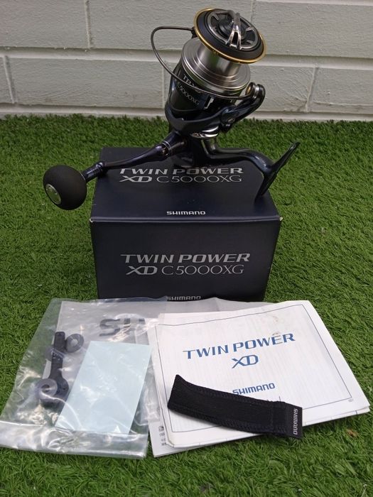 Carreto SHIMANO Twin Power XD C5000 XG (Bóia, Pião, Spinning)