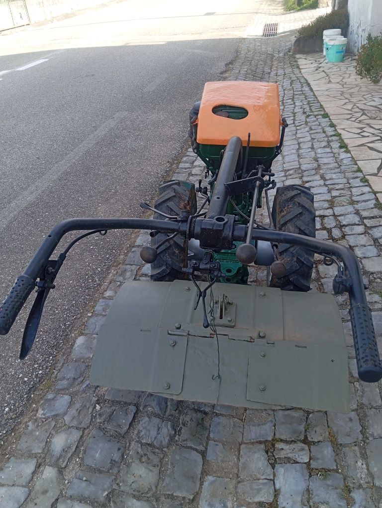 Motocultivador Goldoni 14 cavalos