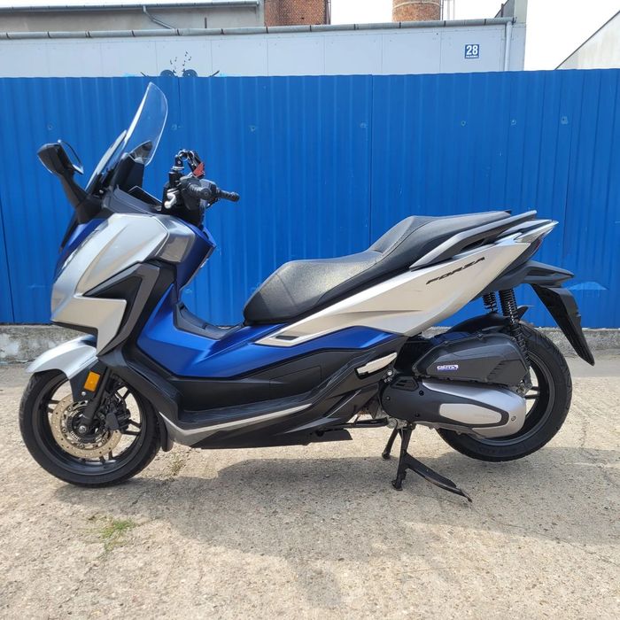 Honda NSS HONDA NSS FORZA 125 ABS Światła LED bezkluczykowy dostęp START/STOP