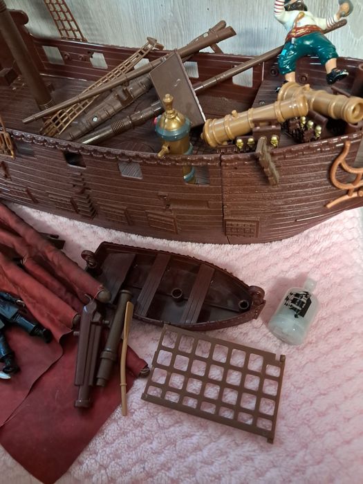 Piracki statek Disneya