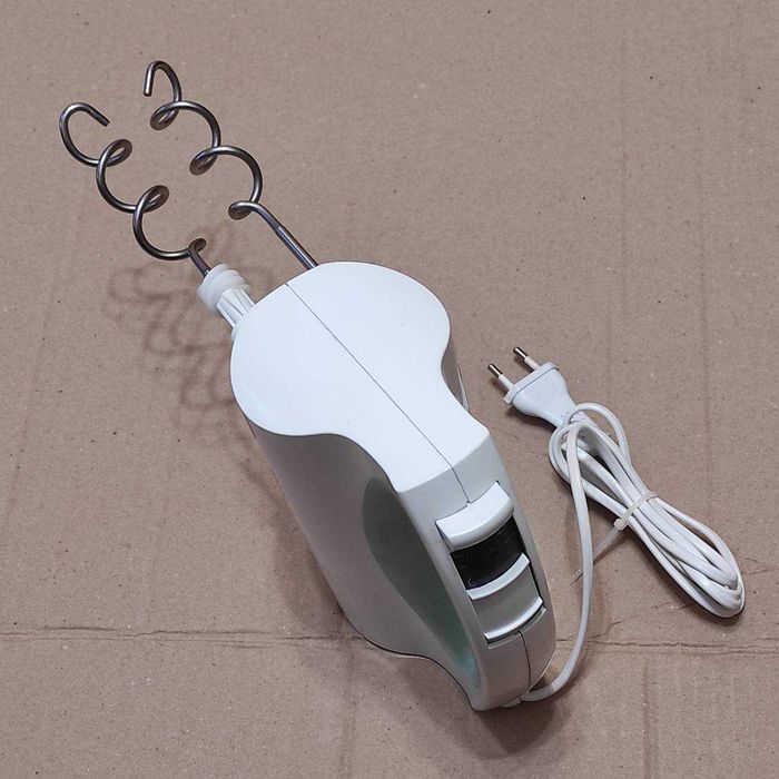 Миксер Bosch MFQ2700 Turbofix 400W