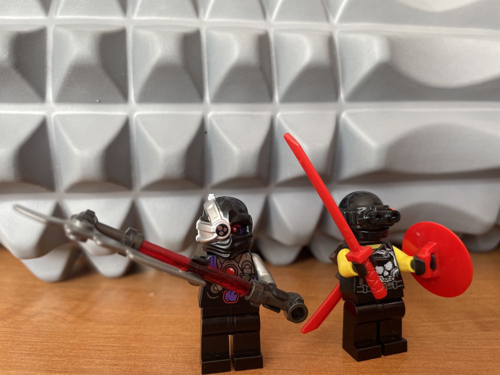 Lego ninjago dobrzy kontra źli nr8