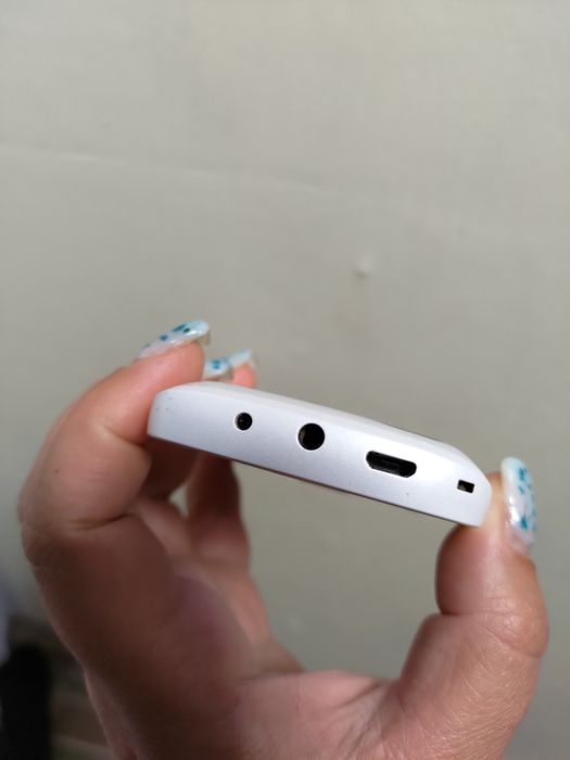 Nokia Asha 200 ретро який хотів кожен