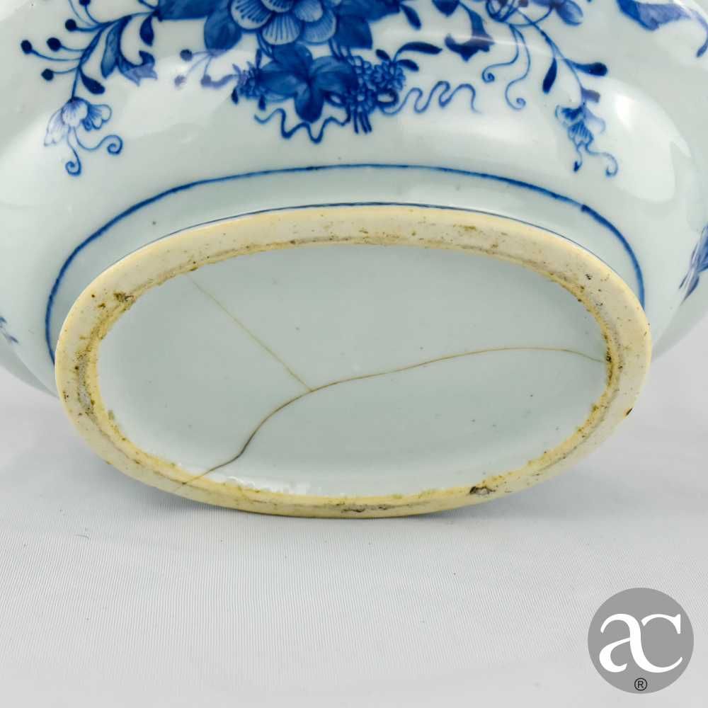 Terrina porcelana da China, Período Qianlong, séc. XVIII