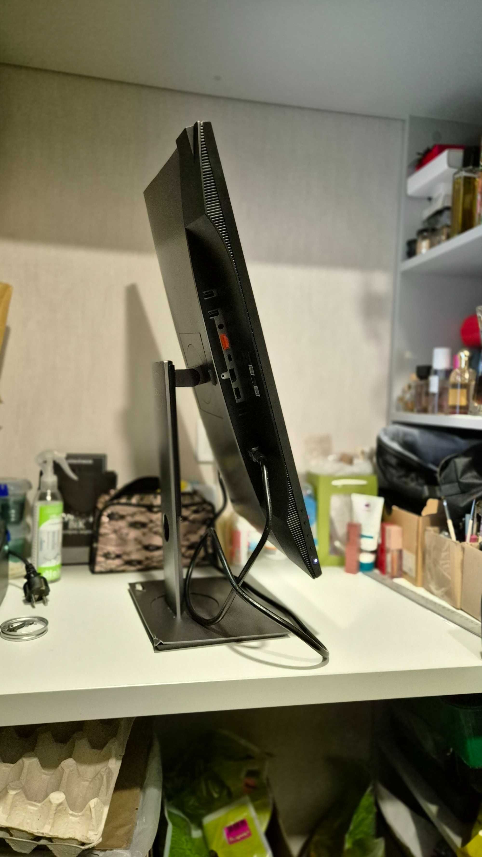Поворотний 2К монітор Dell U2520d 25 дюймів