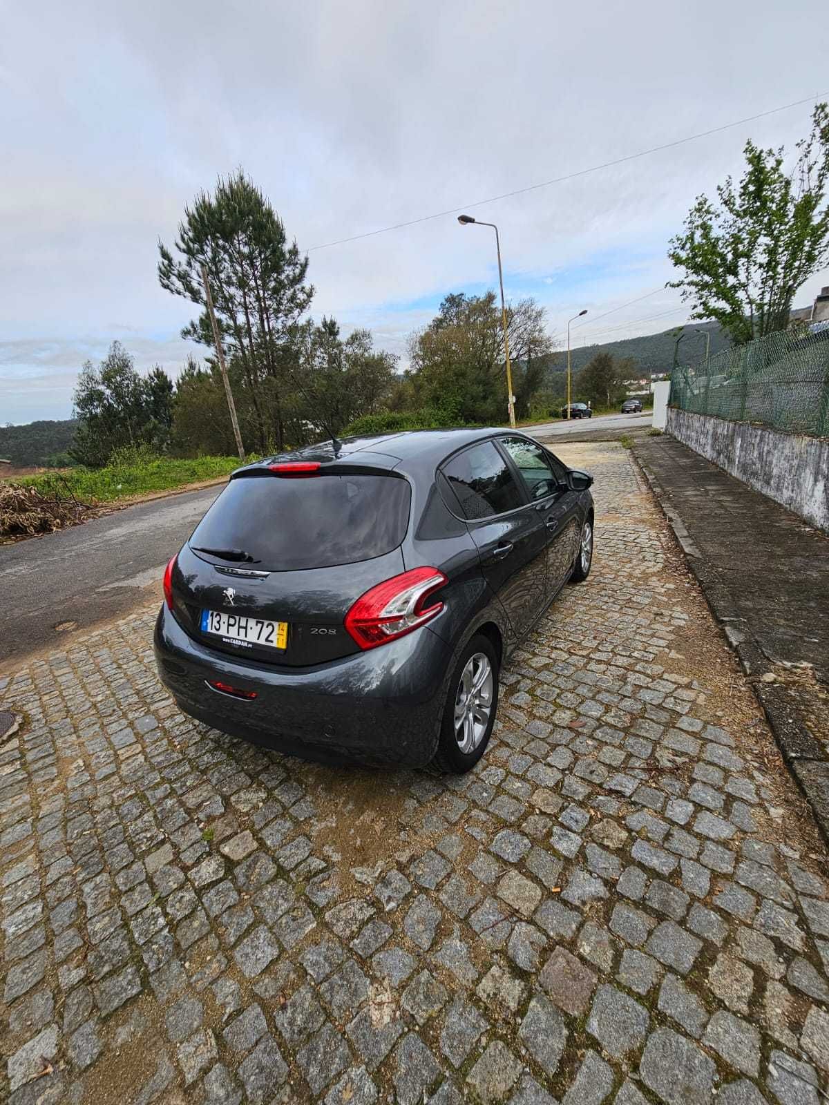 Peugeot 208 1.4 HDI N1