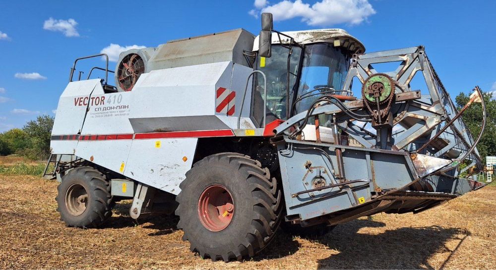 Продам Комбайн Vector 410