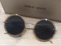 Сверхлегкі круглі сонцезахисні окудяри AR6132 від Giorgio Armani!