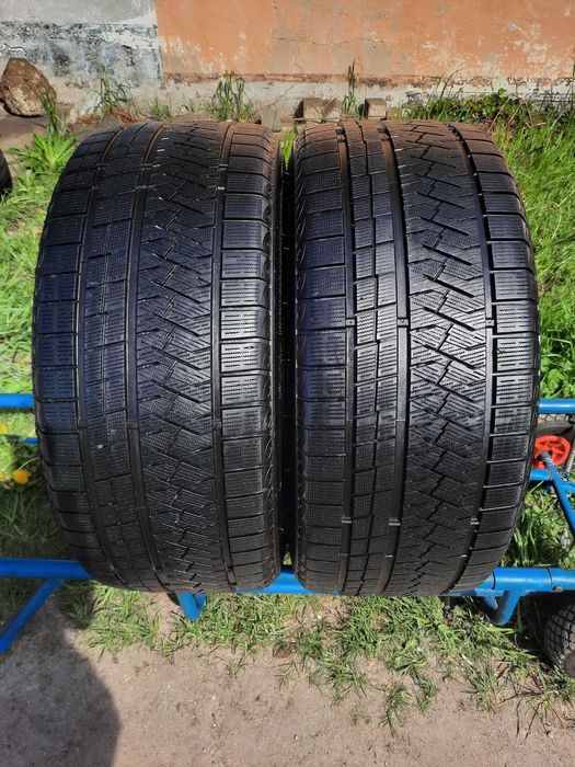 Opony zimowe klasy ekonomicznej TRIANGLE 255/40/20 ok. 6 mm 2023 r
