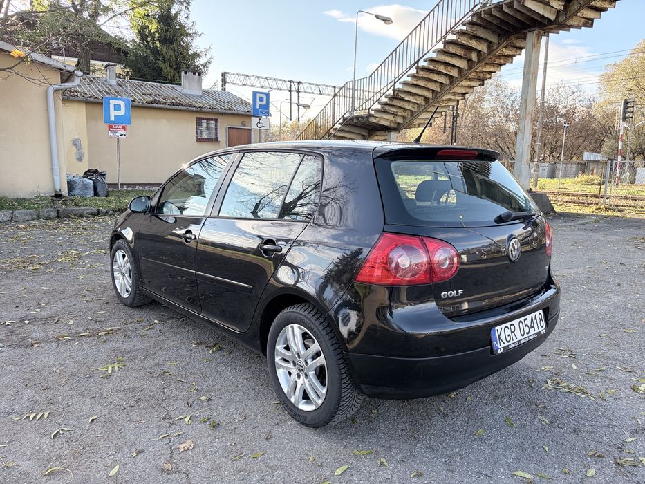 Volkswagen golf 5 1.6 mpi 130tyś km z Włoch