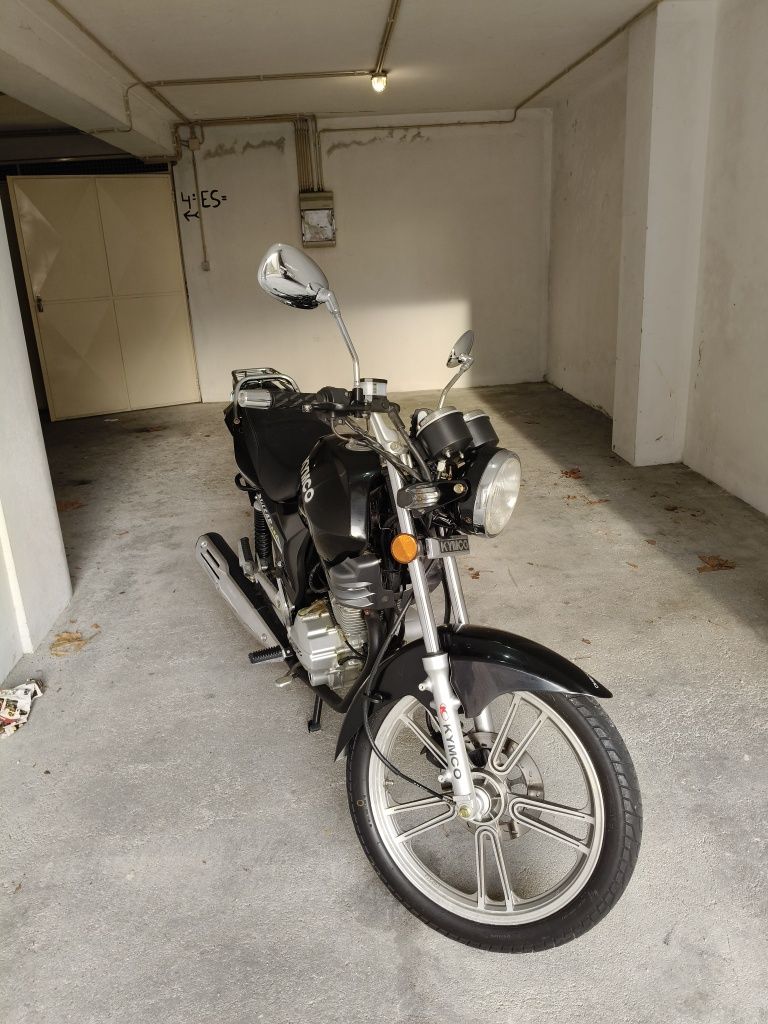 KYMCO pulsar 125