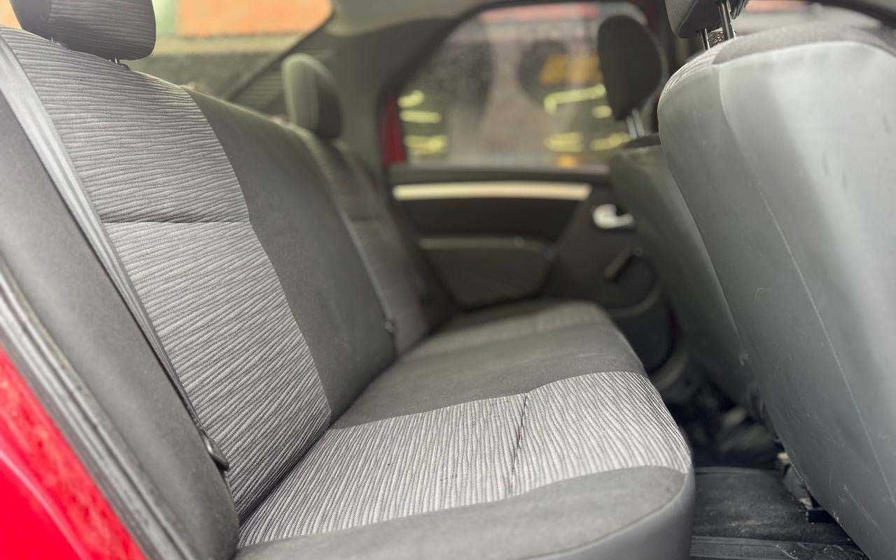 Dacia Logan 2006